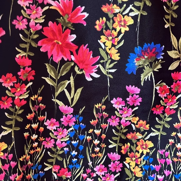 Vince Camuto Floral Dress - Picture 3 of 7